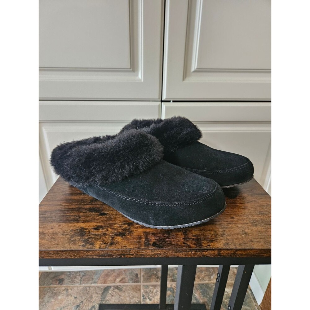 Sorel Go Coffee Run Black Suede Furry Slippers Warm Cozy Cabincore Minimalist